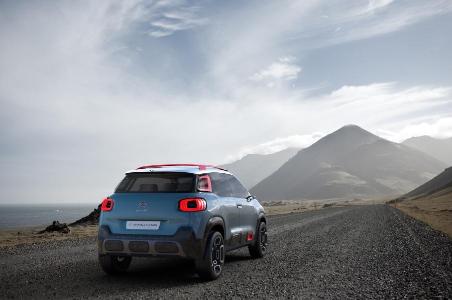  Citroen C-Aircross Concept 2017 года  (фото 13 из 34)